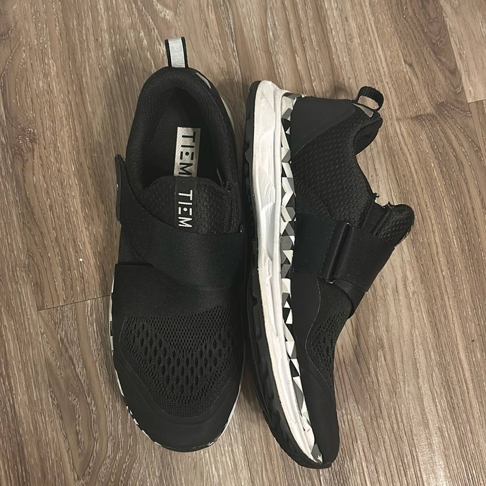 TIEM Slipstream Women’s Size 7 Indoor Spin-Cycling Shoes in GREAT CONDITION!